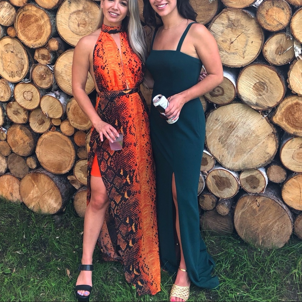 Halter neck dress